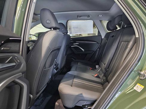 New 2025 Audi Q5 Premium Plus image 18