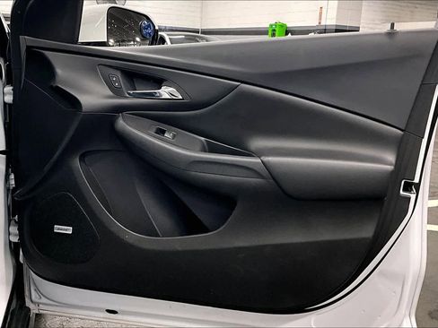 Used 2018 Chevrolet Volt LT w/ Comfort Package image 23