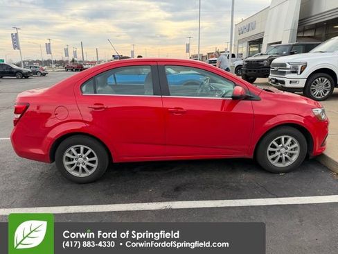 Used 2017 Chevrolet Sonic LT image 3