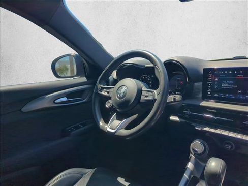 Used 2024 Alfa Romeo Tonale Ti w/ Active Assist Package AWD/4WD image 27