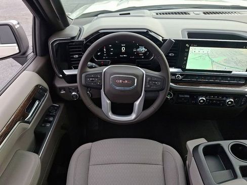New 2026 GMC Sierra 1500 SLE AWD/4WD image 8