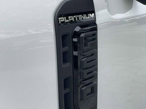 New 2026 Ford F250 Platinum AWD/4WD image 7