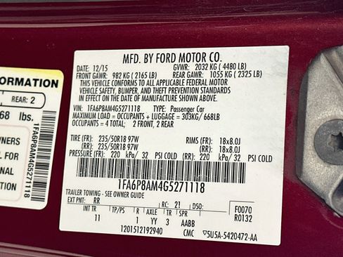 Used 2016 Ford Mustang Coupe w/ Equipment Group 051A RWD image 12