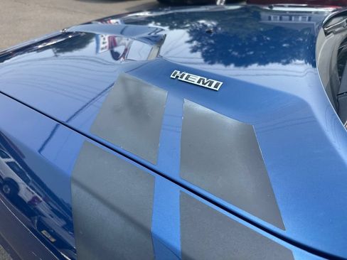 Used 2009 Dodge Challenger R/T RWD image 31