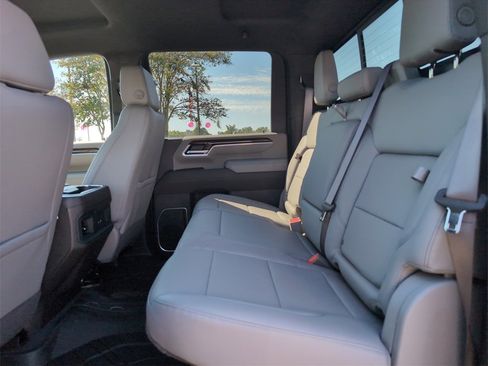 New 2026 Chevrolet Silverado 3500 LT image 27