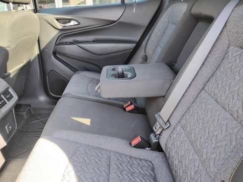 Used 2022 Chevrolet Equinox LT image 18