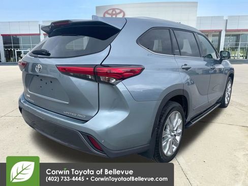 Used 2020 Toyota Highlander Limited image 5