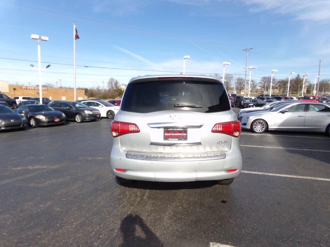 Used 2015 INFINITI QX80 4WD w/ Driver's Assistance Package image 4
