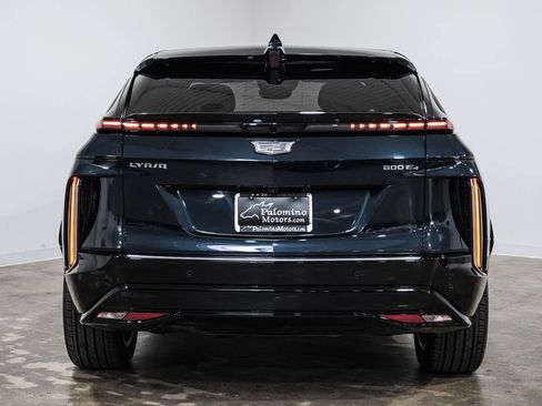 Used 2025 Cadillac Lyriq Luxury image 9