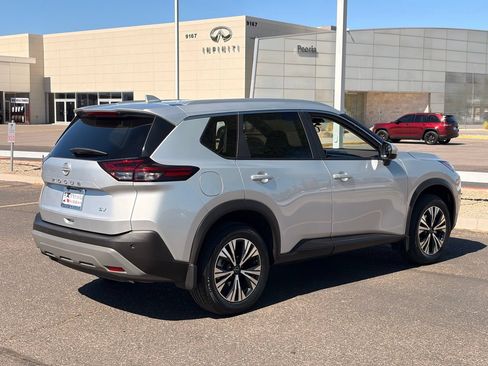 Certified 2023 Nissan Rogue SV w/ SV Premium B Package FWD image 8