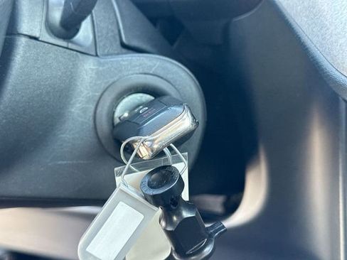 Used 2024 Ford Maverick XLT image 16