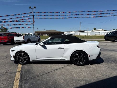 Used 2024 Ford Mustang Premium RWD image 8