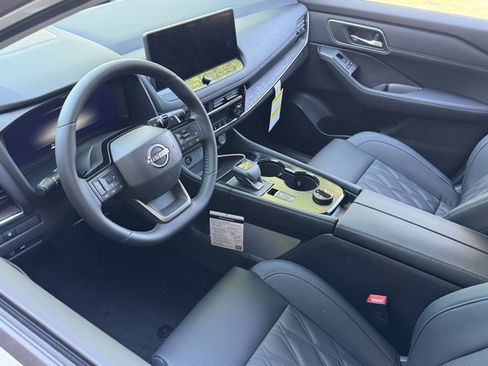 New 2026 Nissan Rogue Platinum AWD/4WD image 14