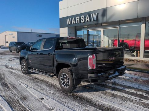 Used 2015 GMC Canyon SLE w/ All-Terrain Package image 8