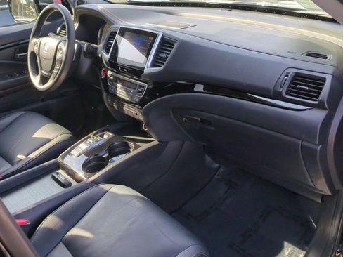 Used 2018 Honda Pilot Touring image 37