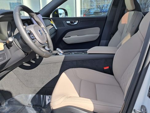 New 2026 Volvo XC60 B5 Plus w/ Protection Package Premier image 6
