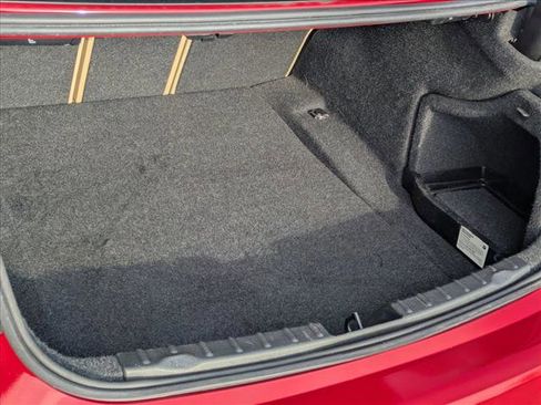 Used 2018 BMW 320i xDrive Sedan image 6