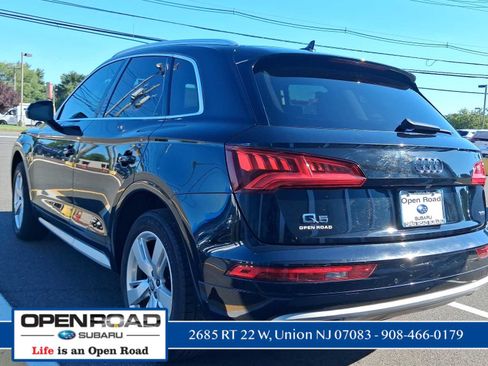 Used 2019 Audi Q5 2.0T Premium Plus w/ Premium Plus Package AWD/4WD image 9