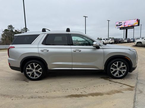 Used 2022 Hyundai Palisade SEL w/ Premium Package image 6