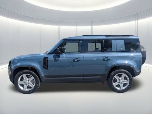 Used 2020 Land Rover Defender 110 SE AWD/4WD image 3