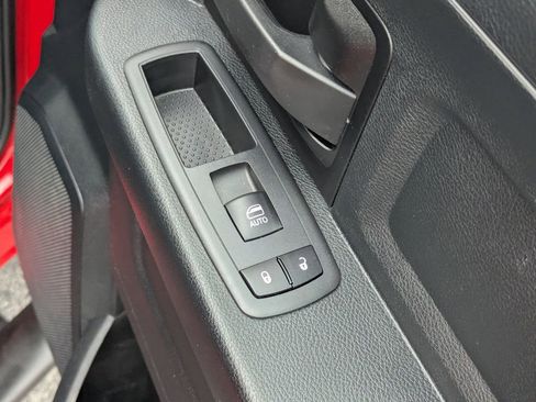 Used 2018 RAM 1500 ST w/ SXT Appearance Group AWD/4WD image 33