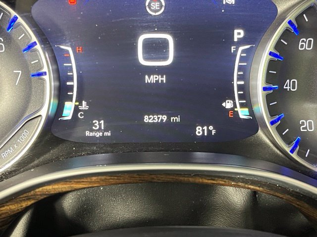 Used 2023 Chrysler Pacifica Limited AWD/4WD image 27