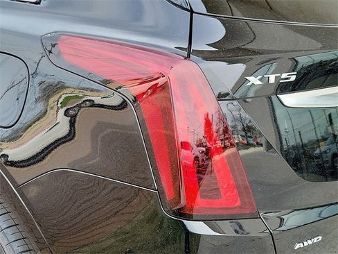 New 2023 Cadillac XT5 Premium Luxury w/ Technology Package image 9