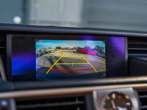 Used 2018 Lexus IS 300 AWD w/ Comfort Package image 21