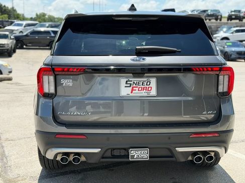 Used 2025 Ford Explorer Platinum w/ Ultimate Package AWD/4WD image 6