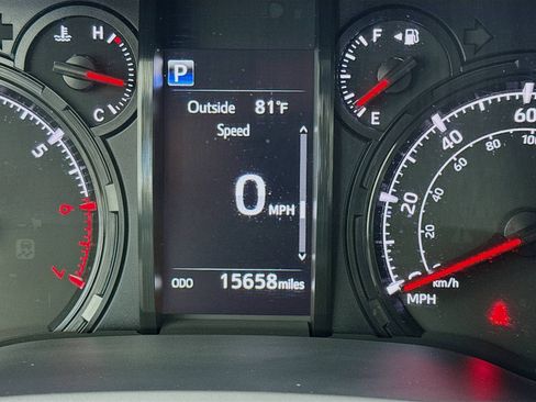 Used 2024 Toyota 4Runner SR5 image 8