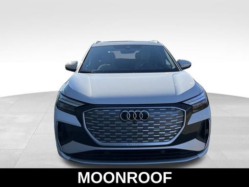 Used 2024 Audi Q4 e-tron Premium w/ Convenience Package image 8