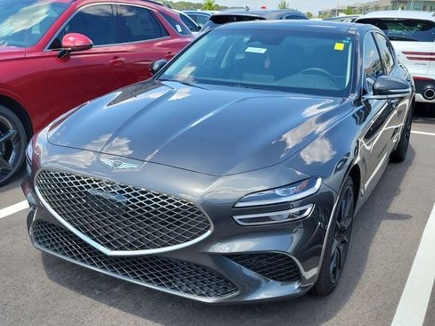 Used 2026 Genesis G70 2.5T Prestige RWD image 4