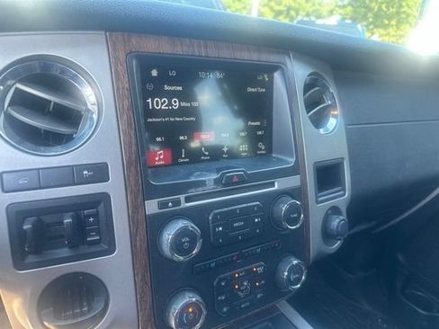 Used 2017 Ford Expedition EL King Ranch RWD image 5
