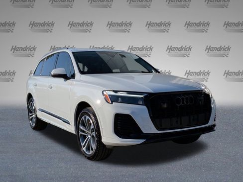 Used 2026 Audi Q7 2.0T Premium AWD/4WD image 2