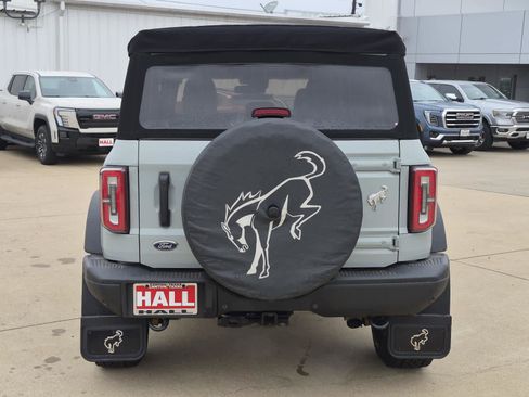 Used 2021 Ford Bronco Badlands image 5