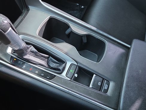 Used 2019 Honda Accord LX image 30