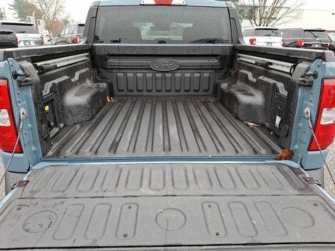 Certified 2022 Ford Maverick XLT w/ XLT Luxury Package image 28