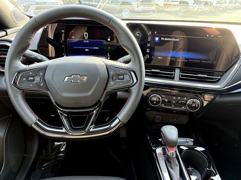 Certified 2025 Chevrolet Trax RS w/ Driver Confidence Package image 15