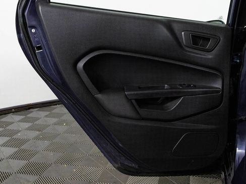 Used 2012 Ford Fiesta SE image 33