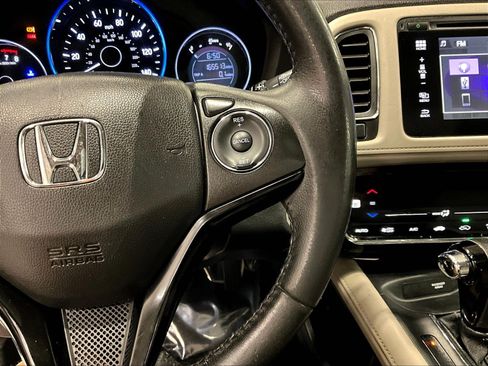 Used 2017 Honda HR-V EX-L image 12