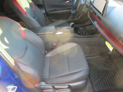 Used 2026 Toyota Prius Plug-In Hybrid image 22