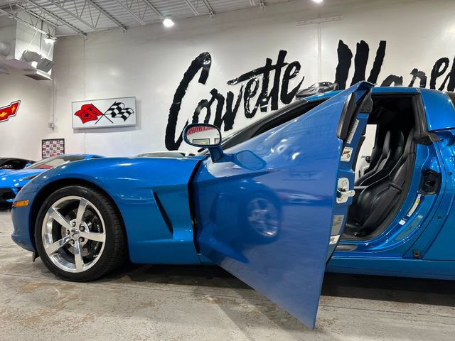 Used 2010 Chevrolet Corvette Coupe w/ Preferred Equipment Group RWD image 17