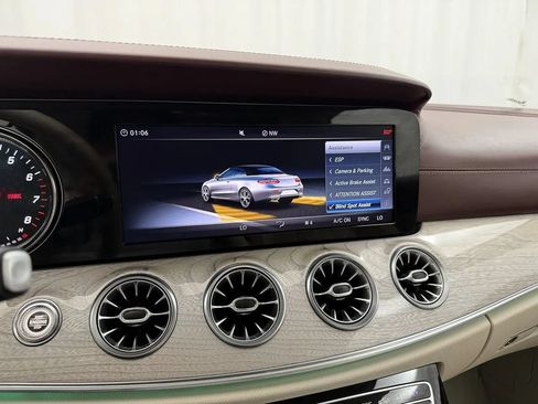 Used 2018 Mercedes-Benz E 400 4MATIC Cabriolet image 27