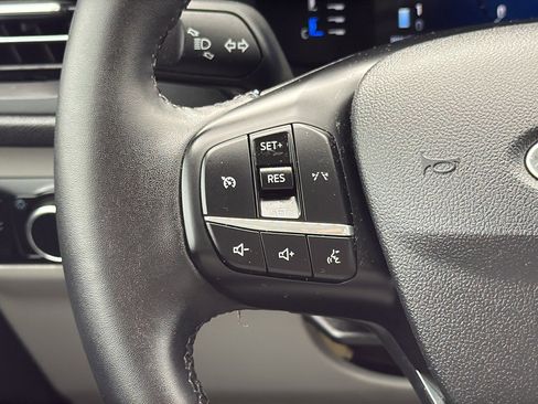 Used 2024 Ford Escape Active FWD image 21