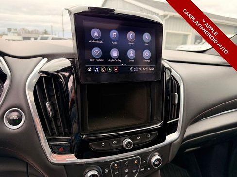 Used 2022 Chevrolet Traverse RS image 27