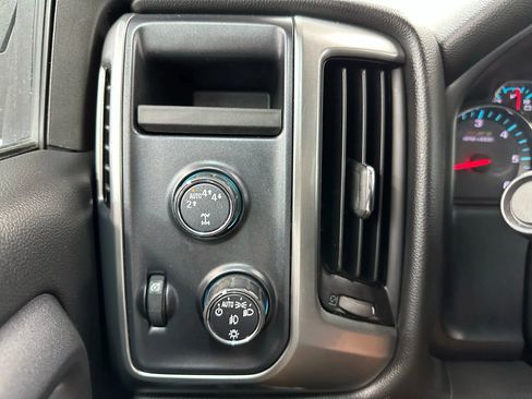 Used 2017 Chevrolet Silverado 1500 LT image 21