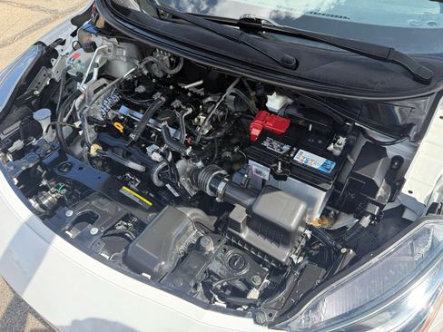 Used 2020 Nissan Versa S image 40