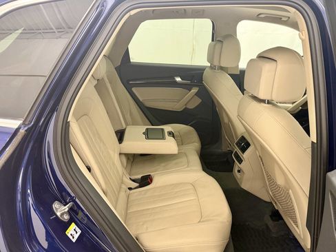 Used 2018 Audi Q5 2.0T Premium Plus w/ Premium Plus Package image 9