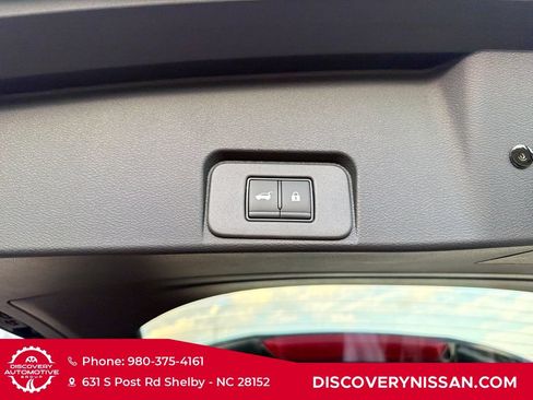 New 2026 Nissan Rogue Platinum AWD/4WD image 37