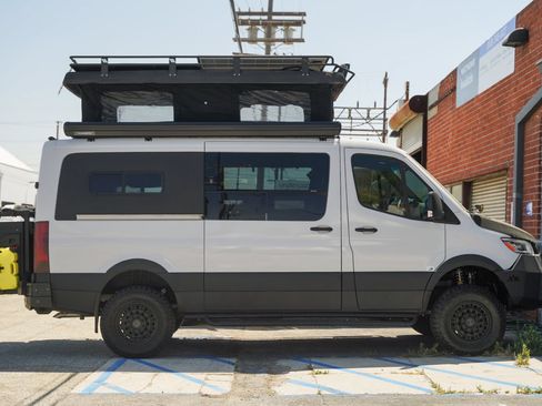 Used 2022 Mercedes-Benz Sprinter 2500 image 84